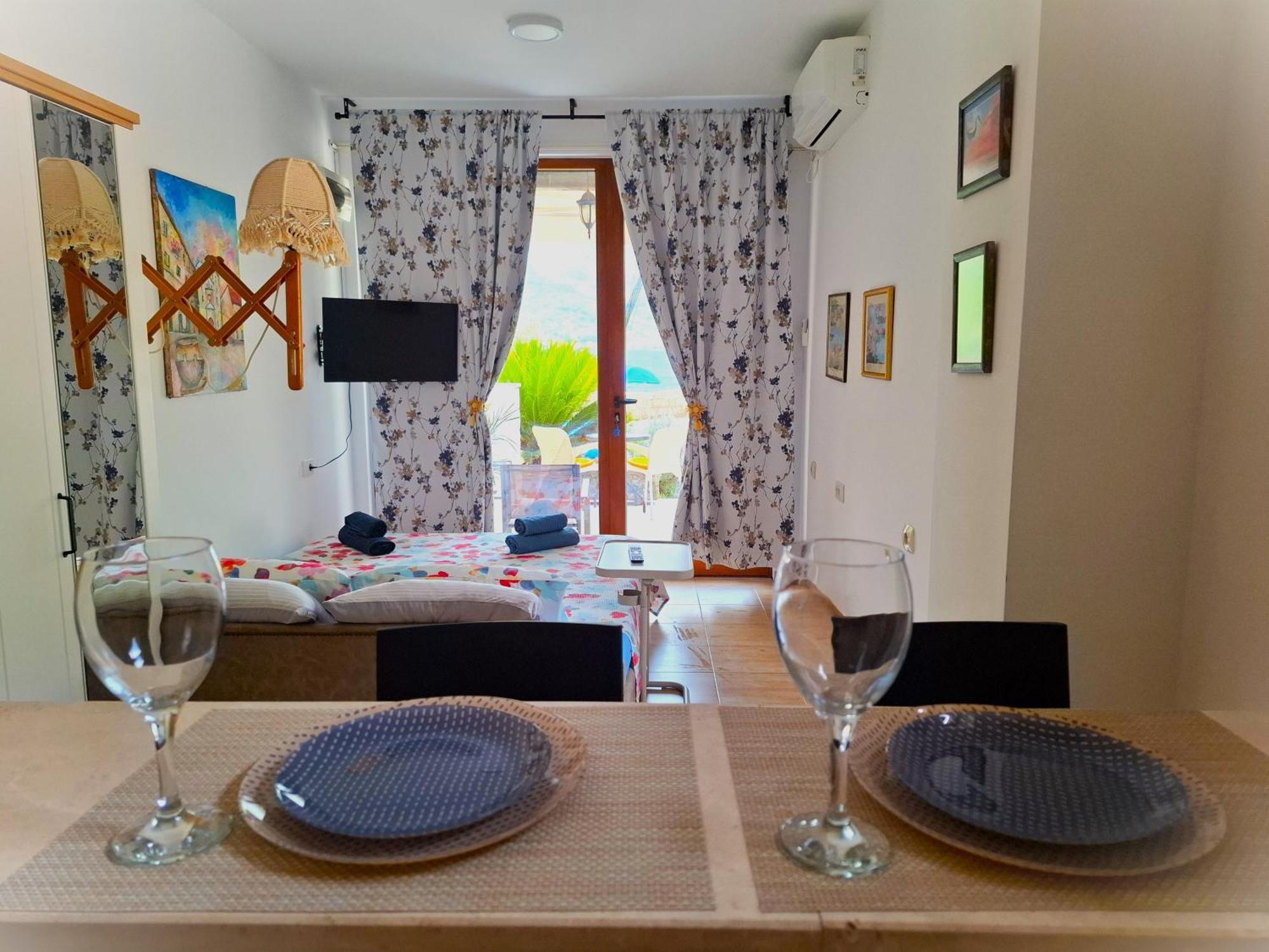Kadena Apartments Котор Экстерьер фото